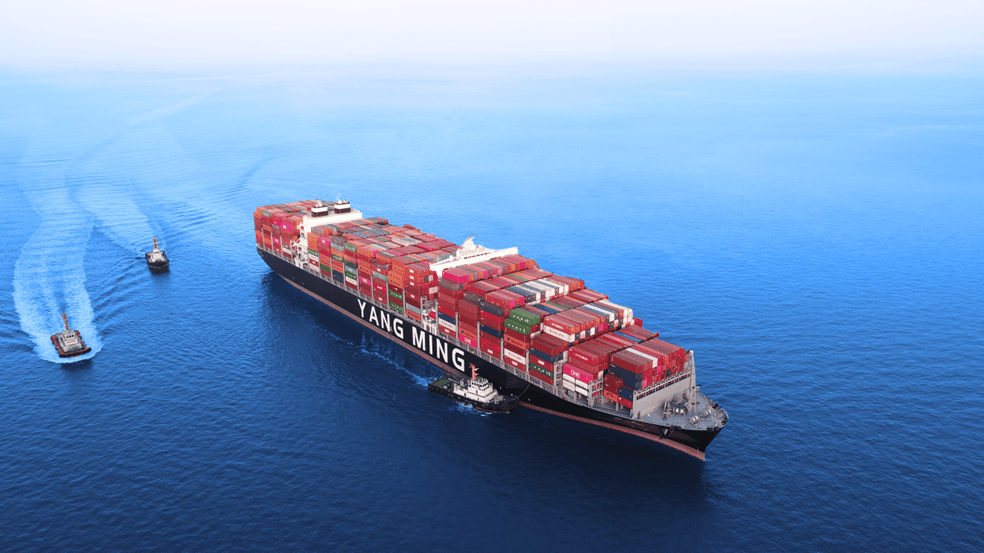 I booked a direct flight to the US, but ended up having to change planes in Busan? Quite a few freight forwarders have fallen into this trap recently.