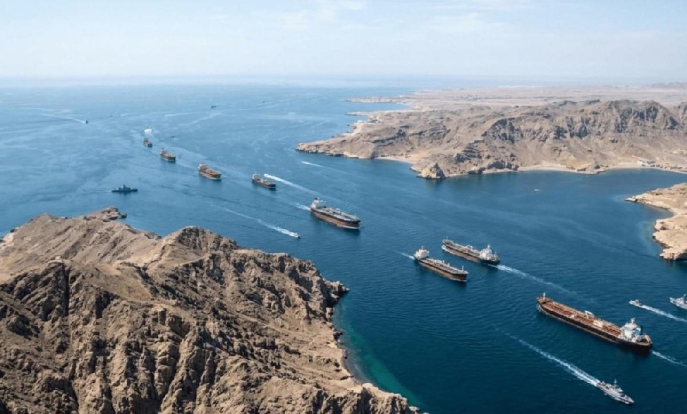U.S. Launches $20 Billion Reinsurance Plan to Stabilize Oil Tanker Passage
